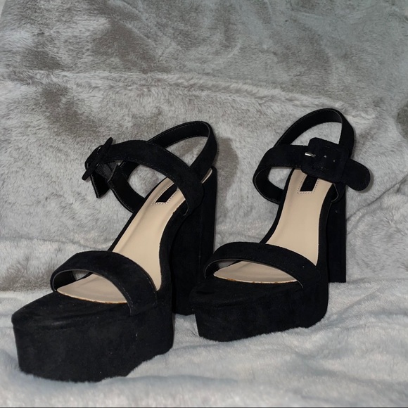 Forever 21 black heels - Picture 5 of 5